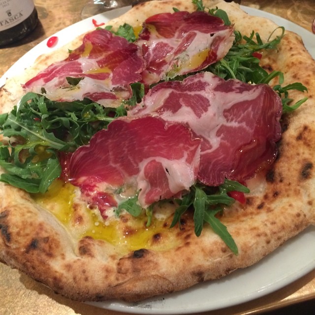 Tasty Italian pizza in Princi, London